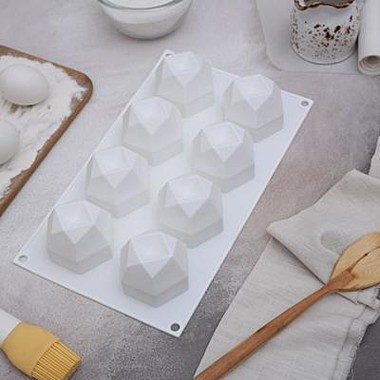 Форма для муссовых десертов и выпечки Доляна «Грани», 29,5×17,2 см, 8 ячеек (5,6×6,4×4,5 см), цвет белый
